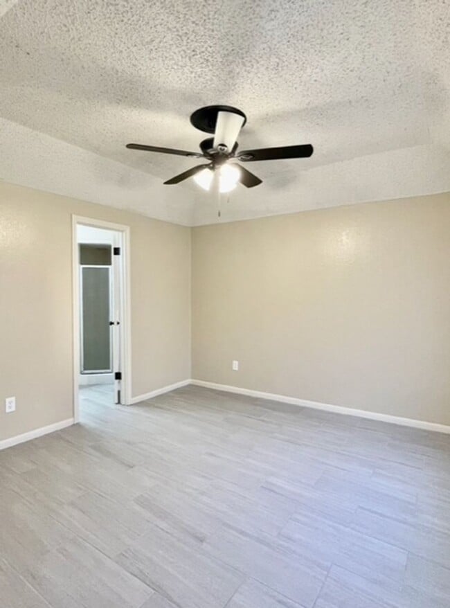 Photo - Single Family Home featuring 3 Bedrooms, 2 Baths, and 1 Car Garage