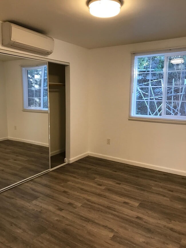 Photo - 5041 Alhama Dr