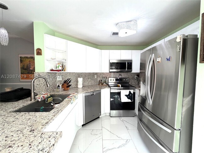 Photo - 4631 SW 154th Ct