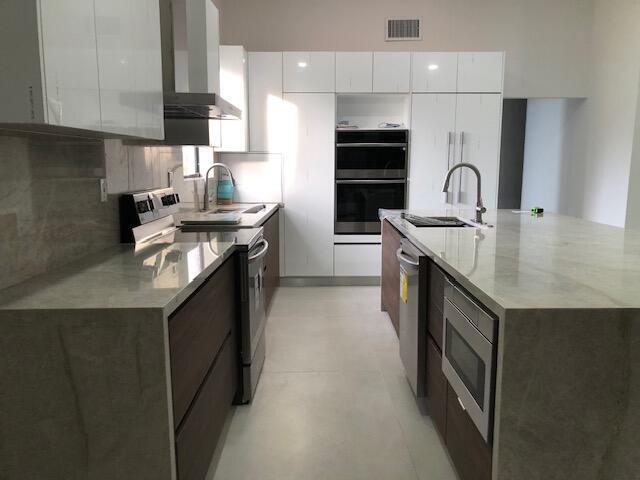 Photo - 22171 Hollyhock Trail