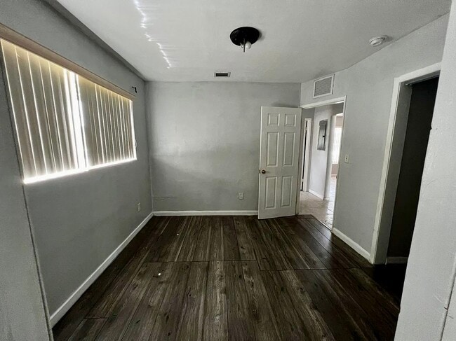 Photo - 47 NW 151st St