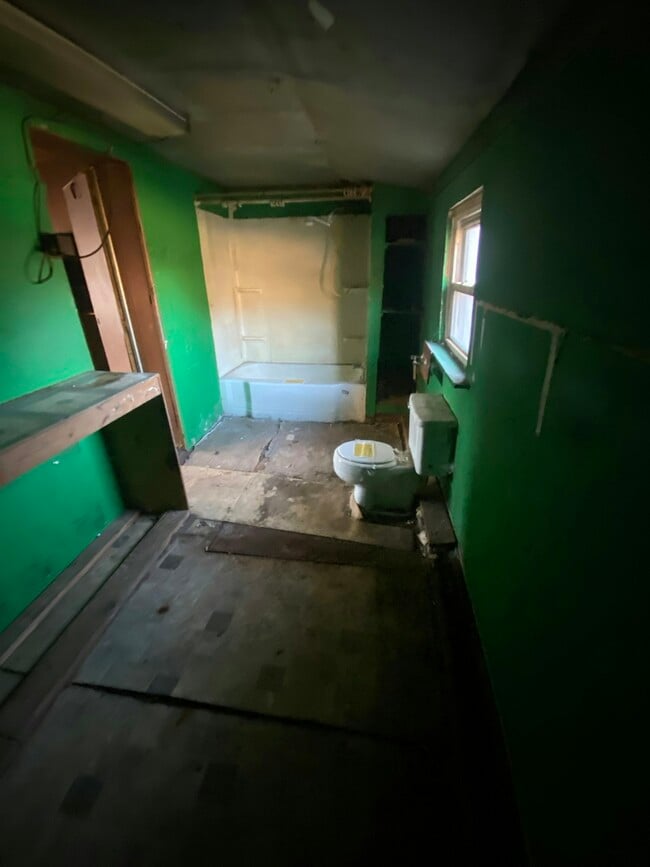 Photo - 5703 Lee Hwy