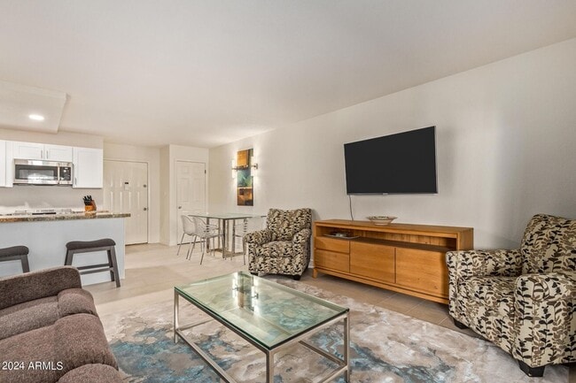 Photo - 8649 E Royal Palm Rd