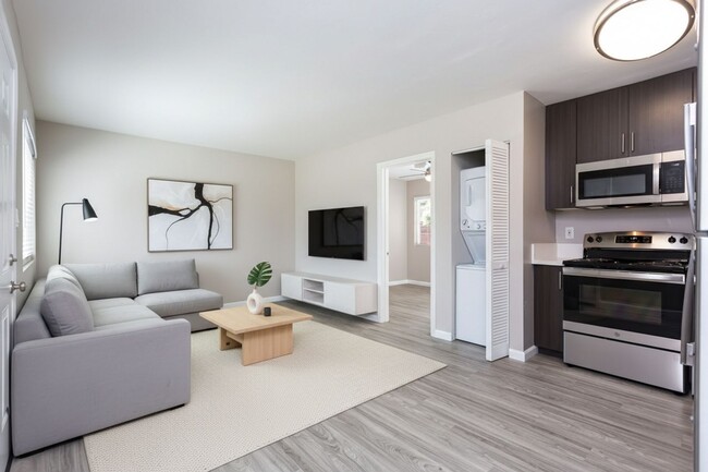 Building Photo - COMING SOON!! 1 bed 1 bath in El Cajon Unit 819