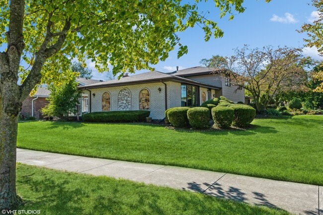 Photo - 17000 Cherry Creek Ave Casa