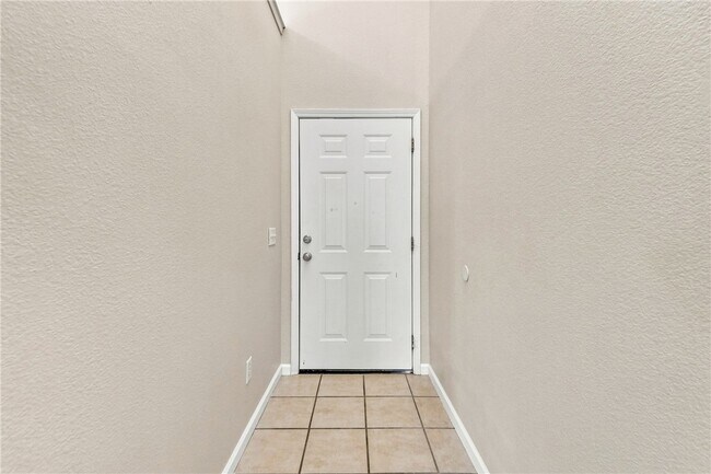 3207 SW Deerfield Blvd