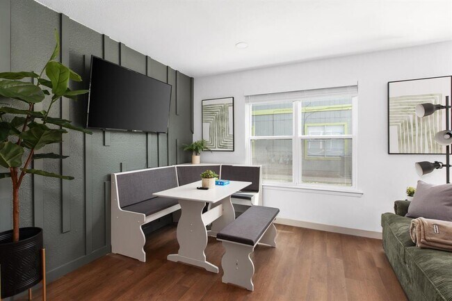 Photo - 1201 Southport Dr