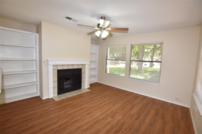 Photo - 2804 Jadewood Ct