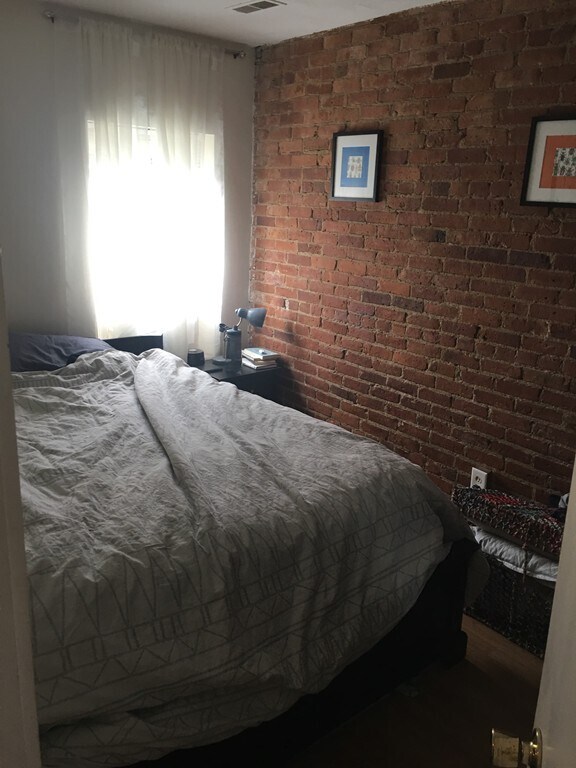 Photo - 283 W 3rd St Unit 2