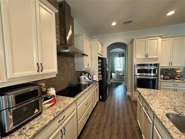 Photo - 8370 Lookout Pointe Dr