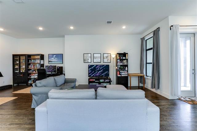 Photo - 8044 Zeppos Dr.