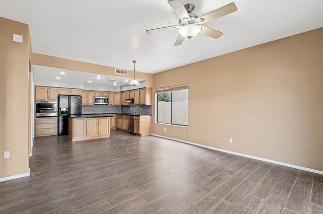 Photo - 14261 N 101st St