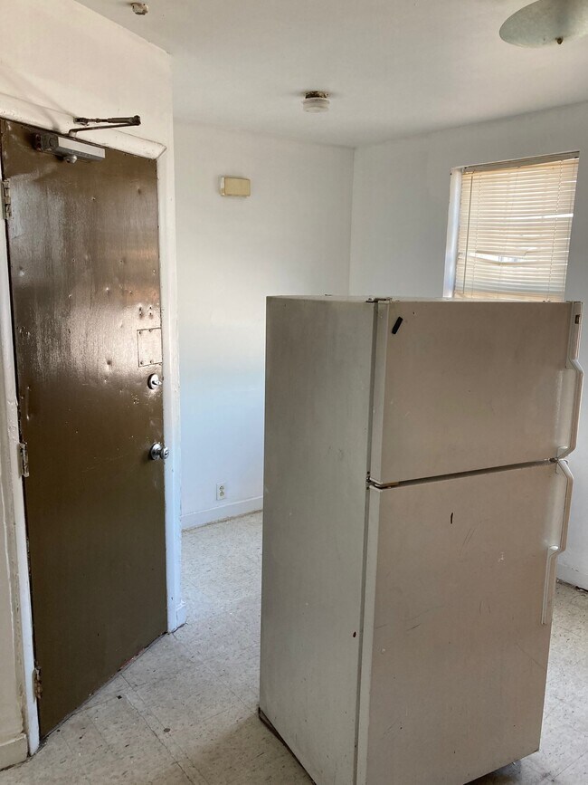 Photo - 2928 Frankford Ave