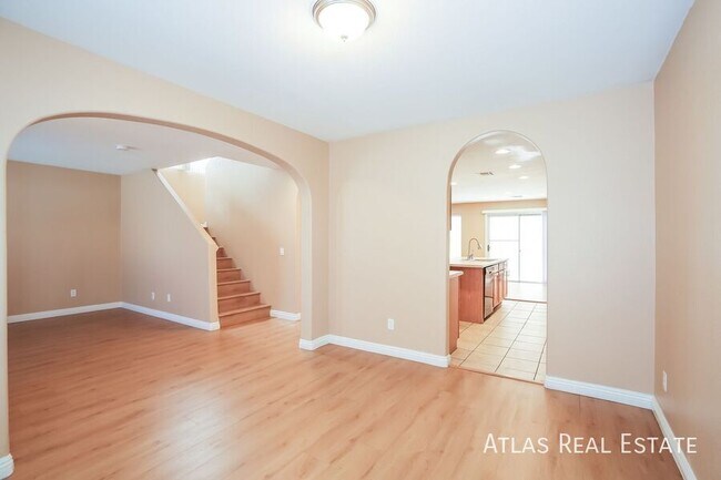 Photo - 5345 N Santa Fe Heights St