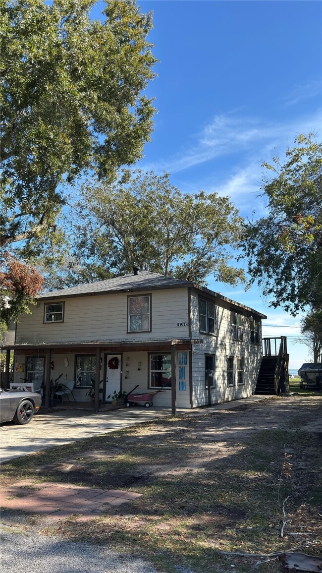 Building Photo - 4911 Oleander St