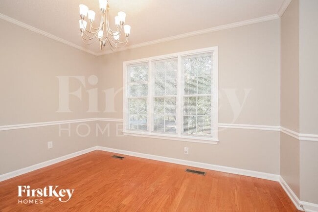 Photo - 163 Twin Valley Ct