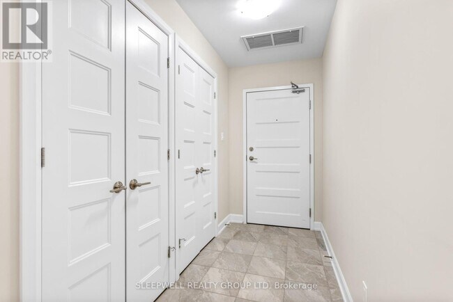 Photo - 480 Church St Unit 302