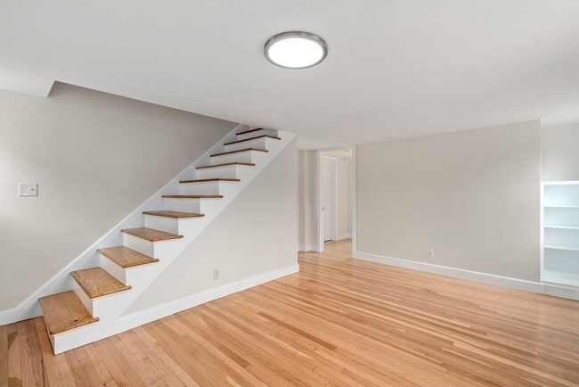 Photo - 157 Lake Ave