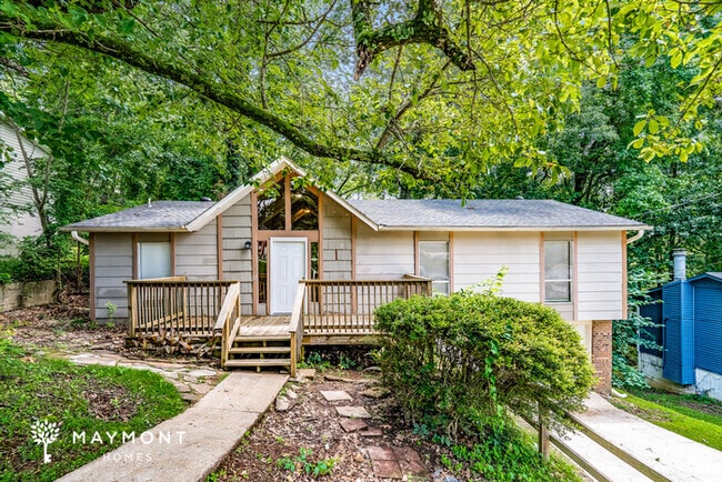 Building Photo - 1621 Sonia Dr Rental