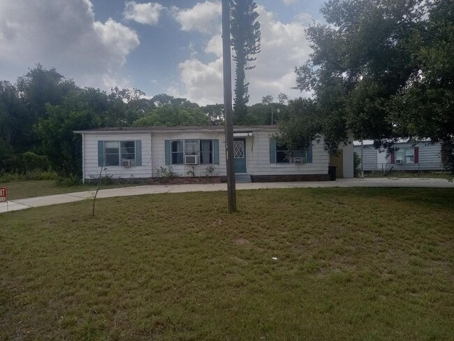 Photo - 7566 Peyraud Dr House