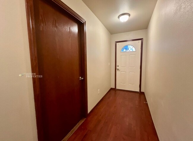 Photo - 1668 Stremler Dr