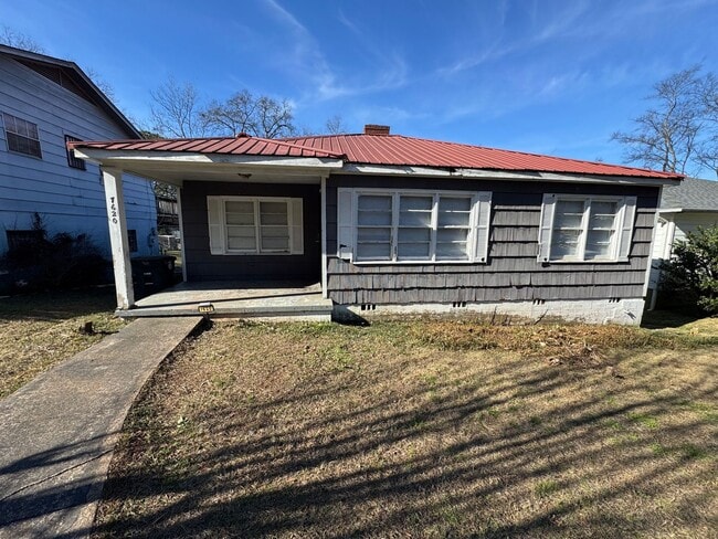 Photo - Birmingham/East Lake