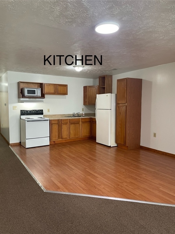 Photo - 102 N Main St Unit F