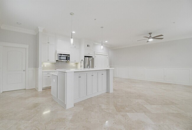 2802 Morrison St Unit 109