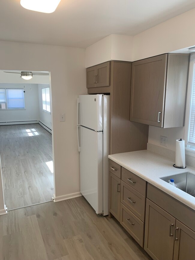 Photo - 30 N Coolidge Ave Unidad N Coolidge Ave YEARLY