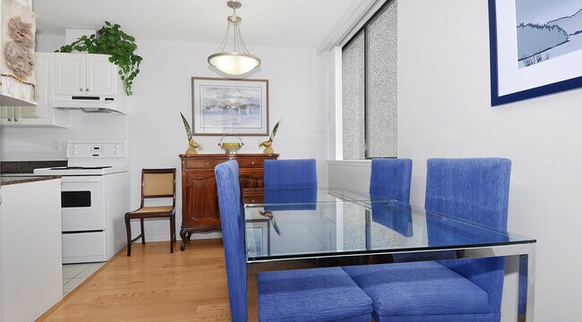 Photo - Marlborough Tower Unit 01403