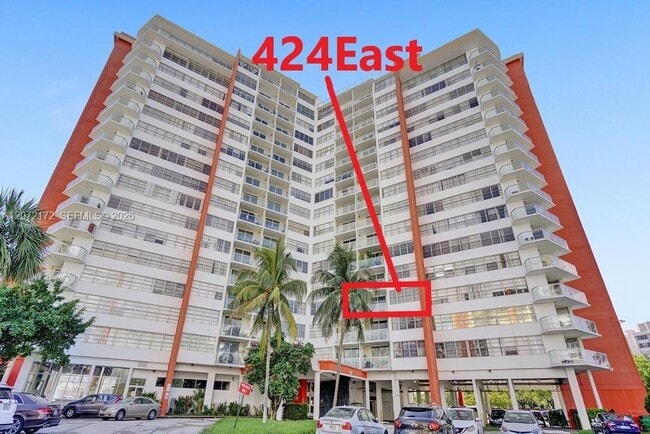 Building Photo - 1351 NE Miami Gardens Dr Unit 424E