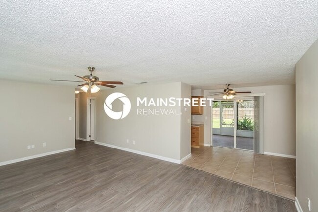 Photo - 3 Bedroom Pet-Friendly Home in PALM BAY, F...