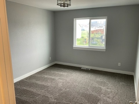 Photo - 712-726 26 St NW