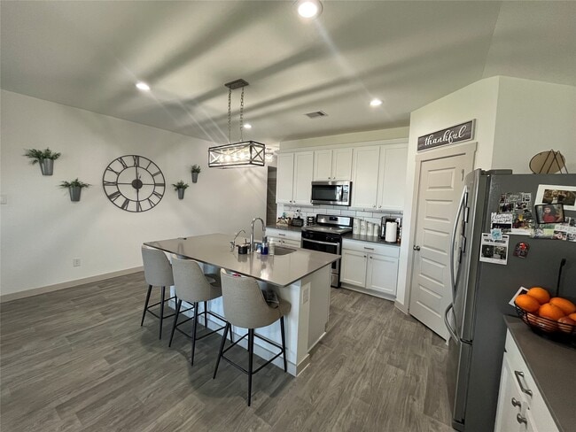 Photo - 827 Teal Moon Dr