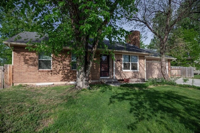 Photo - Great 4 bedroom Ranch style home!