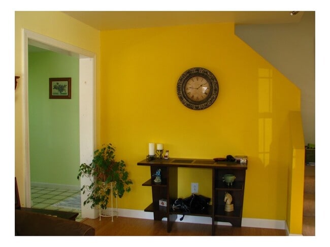 Photo - 444 Plantation St