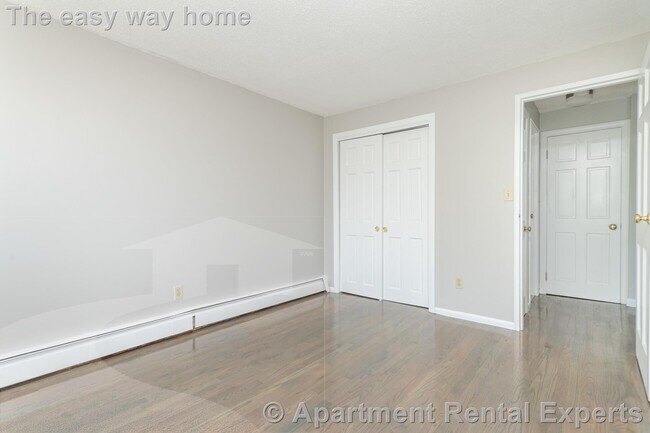 Photo - 14 Murdock St Unit #2-8