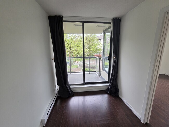 Photo - 3588 Crowley Dr