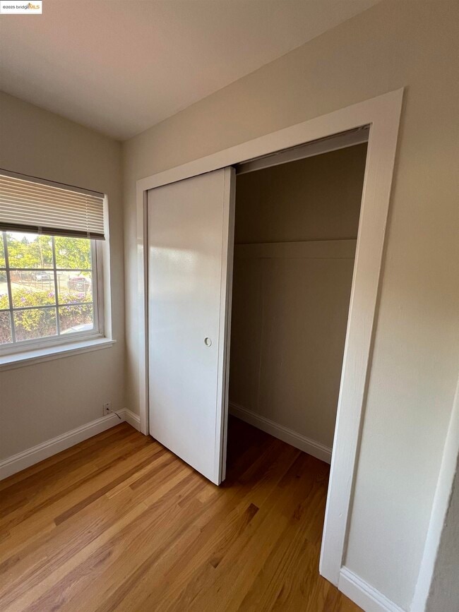 Photo - 3244 Ellis St Unit #D
