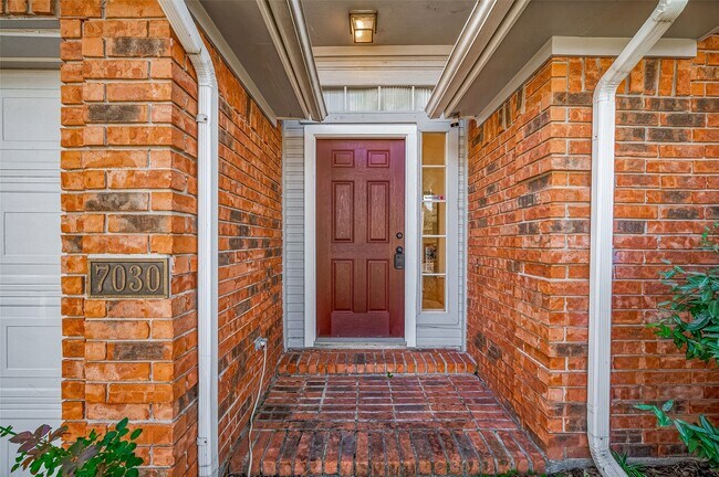 Photo - 7030 River Garden Dr