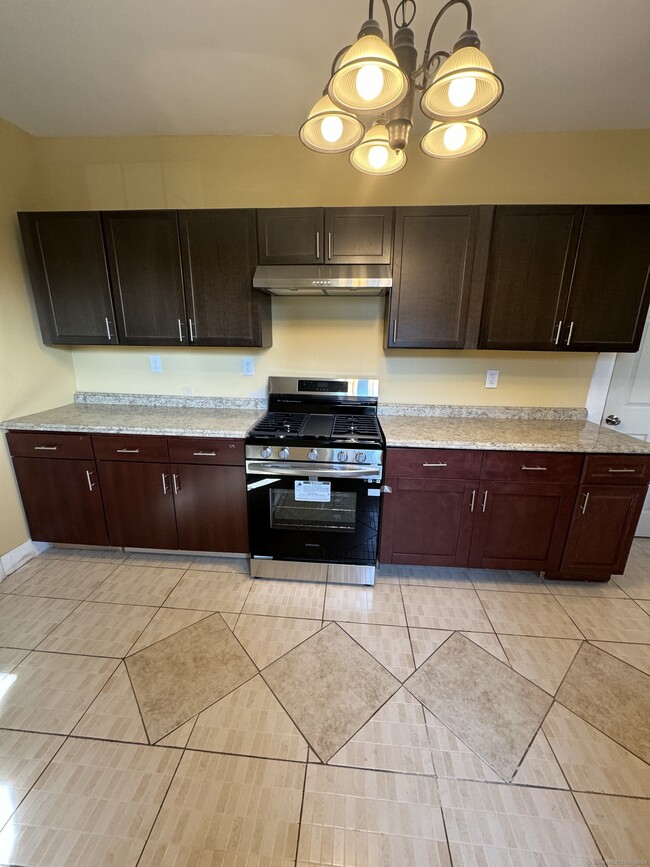 817 Albany Ave Unit 2  