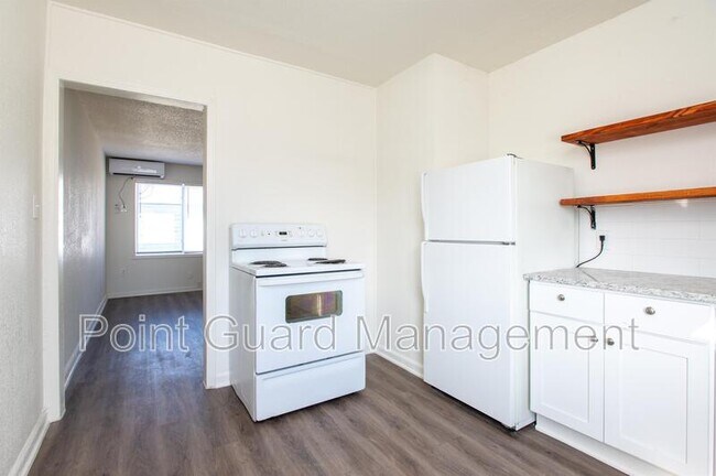 Photo - 5222 E Morris St