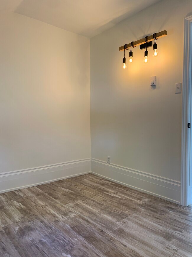 Photo - 724 William St