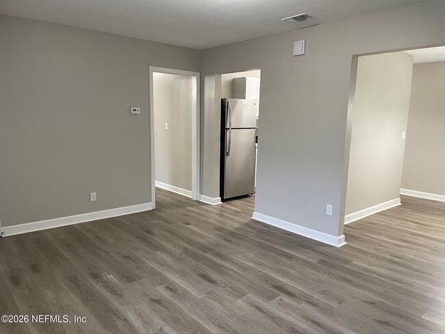 Photo - 6928 Goldilocks Ln