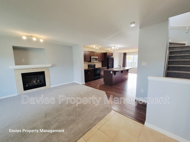 Photo - 1044-1177 177 St SW
