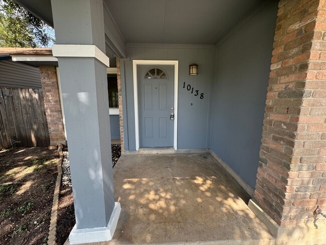 Photo - 10138 Inridge