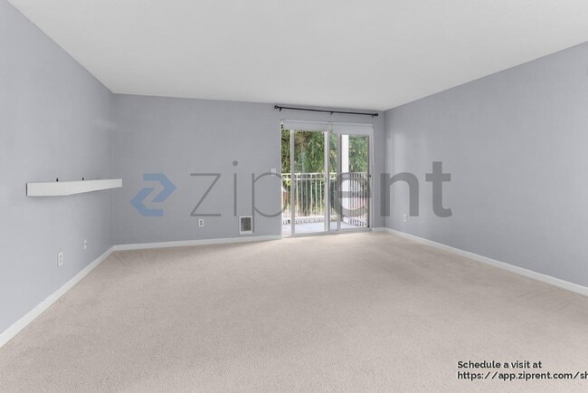 Photo - 9917 Holly Dr