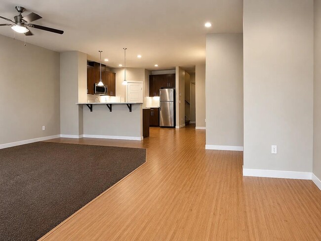 Photo - 7214 Hayworth Ave NE