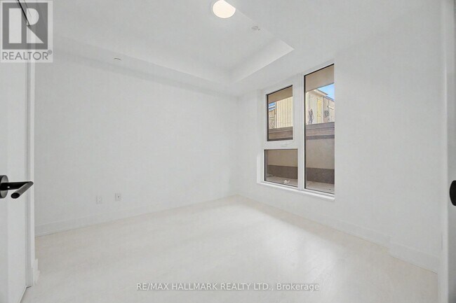 Photo - 308 Jarvis St Unit 308
