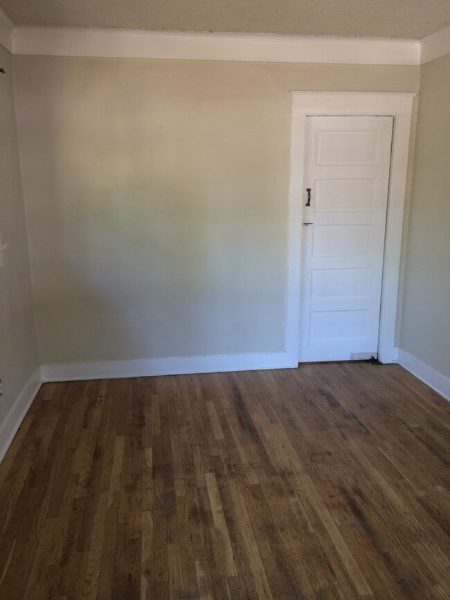 Photo - 127 NW 26th St